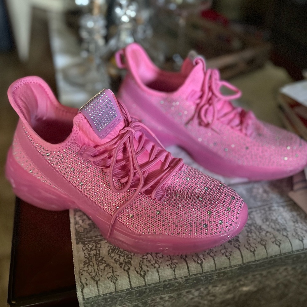 Bubblegum princess sneakers